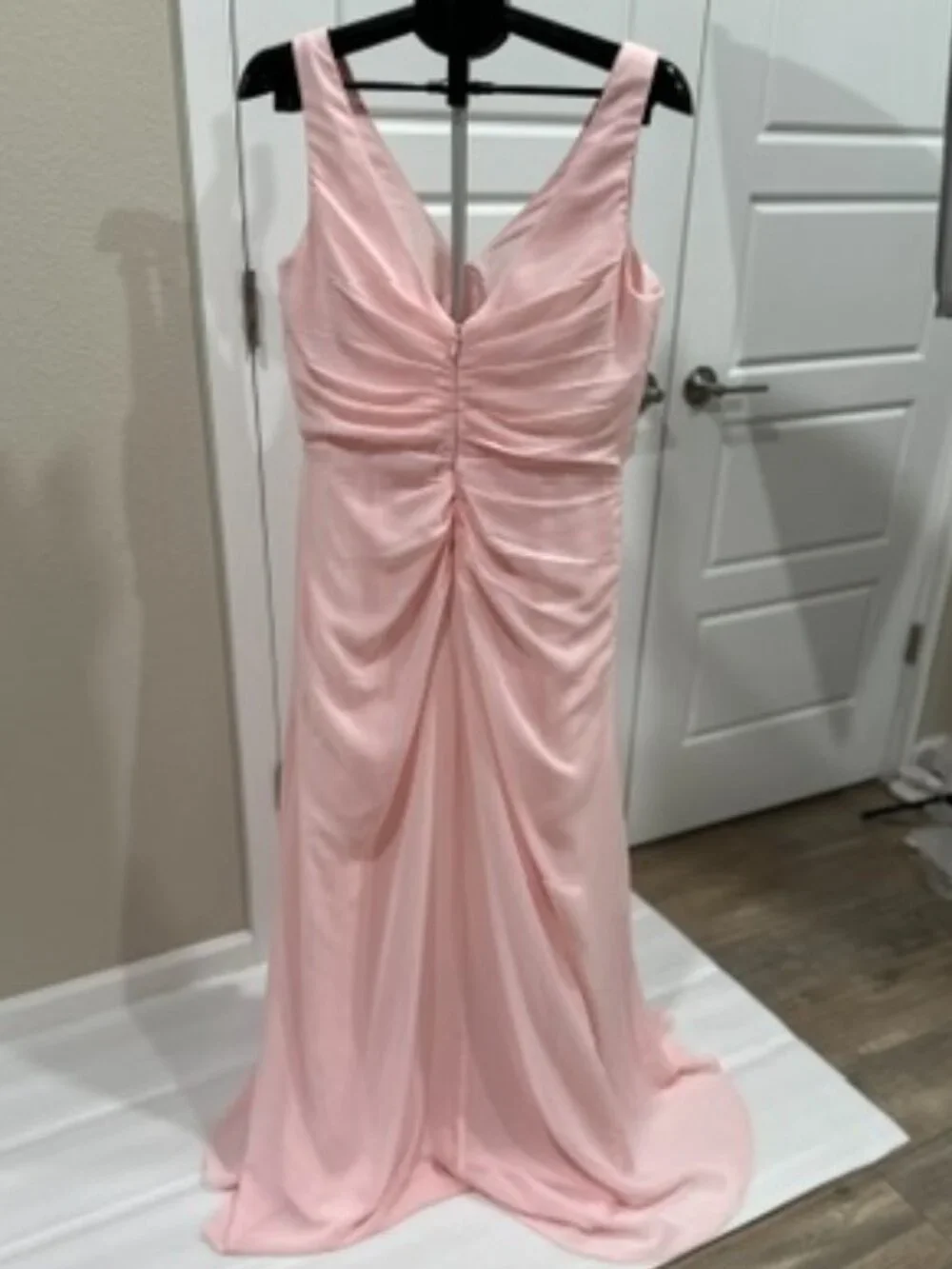 JJ’s House Blush Pink Chiffon Formal Maxi Dress M-L - Picture 3 of 8